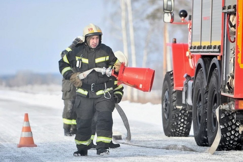   При возгораниях были спасены шесть человек, погибли четыре человека. Ольга ЮШКОВА