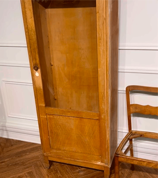 Избавляемся от неприятного запаха старой мебели