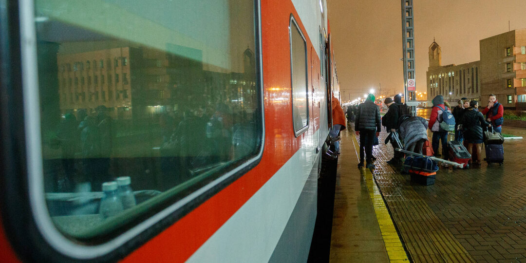 Перевозки пассажиров поездами из Казани в Санкт-Петербург за год выросли на 13%