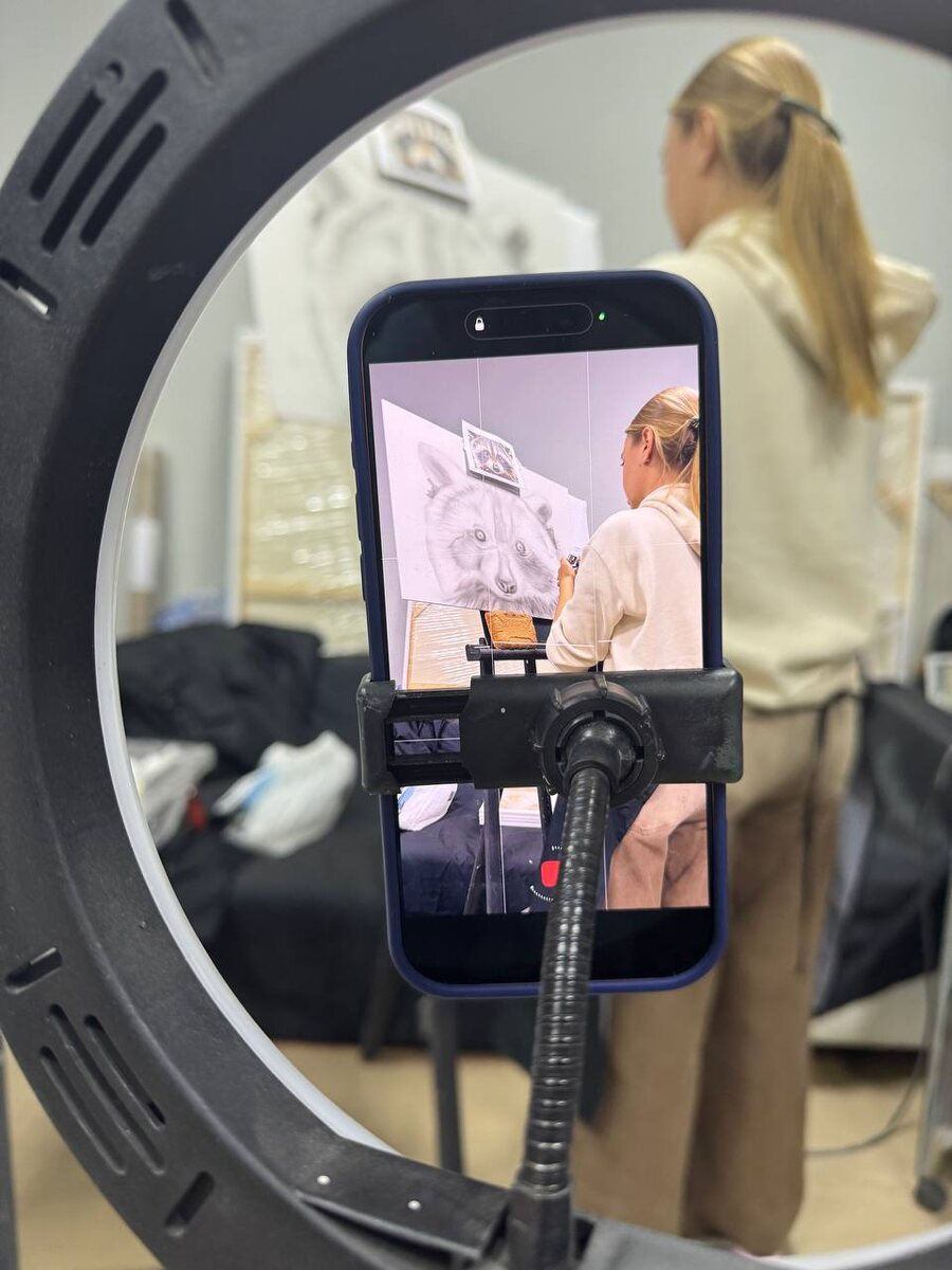 Каждый художник рано или поздно приходит к аэрографии — вопрос только, когда ты начнёшь.