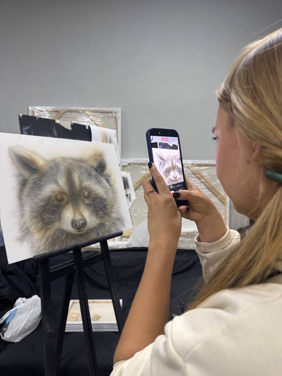 Новый инструмент = новый путь. Аэрография для художников, которые хотят больше.