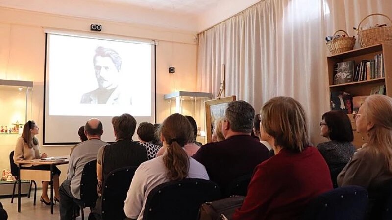     Музей. Лекции Источник: Художественный музей