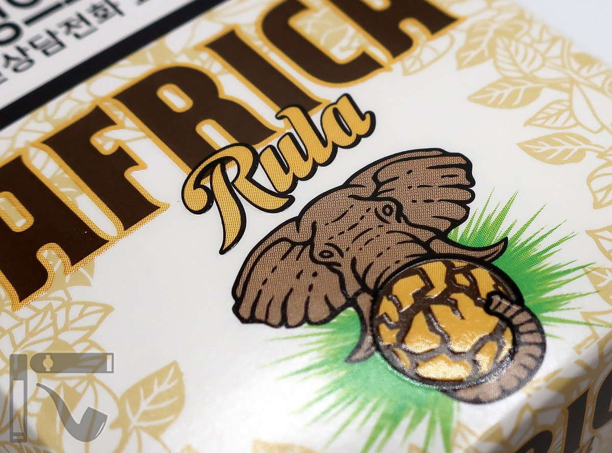 Сигареты This Africa Rula. Фото: © канал "Уголок Курильщика"
