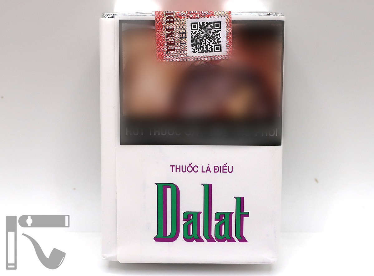 Сигареты Dalat. Фото: © канал "Уголок Курильщика"