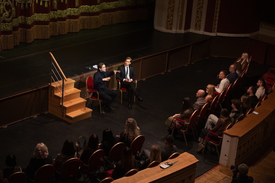    Хореограф-постановщик и соавтор либретто Юрий Смекалов рассказал об особенностях балета-притчи / Фото: Анна Рубакова / САТОБ