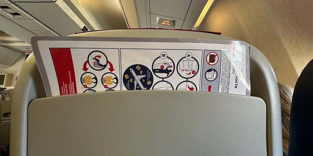 Отказ двигателя вынудил самолет JetBlue совершить экстренную посадку во Флориде