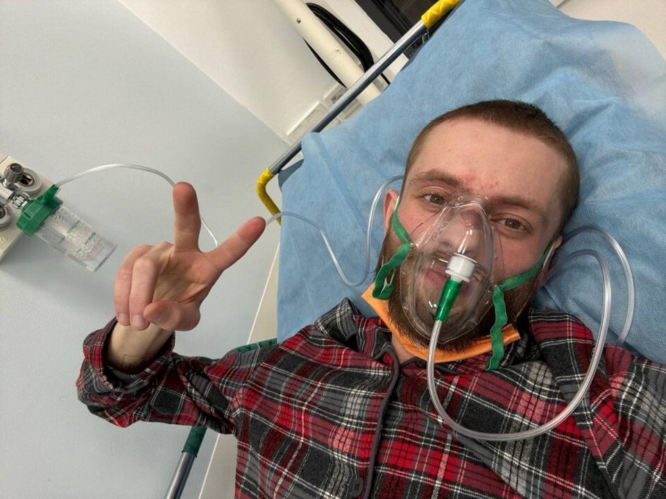    Кирилл Кириченко не терял присутствия духа и оставался на связи с подписчиками даже в больнице. Источник: t.me/kirill_nikolaevich_otvechaet