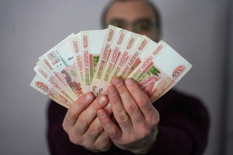    В Самарской области в период январских праздников самыми высокооплачиваемыми подработка оказались сферы общественного питания и такси. Светлана МАКОВЕЕВА