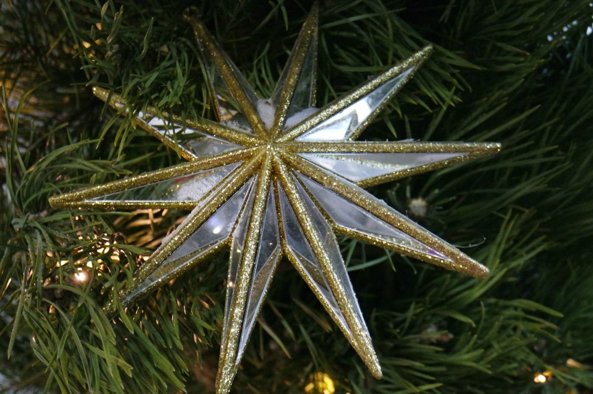 убранство магазинов улицы Карла Маркса