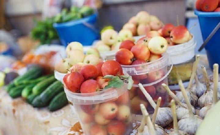 Товары на ярмарке. Фото ruffnews.ru