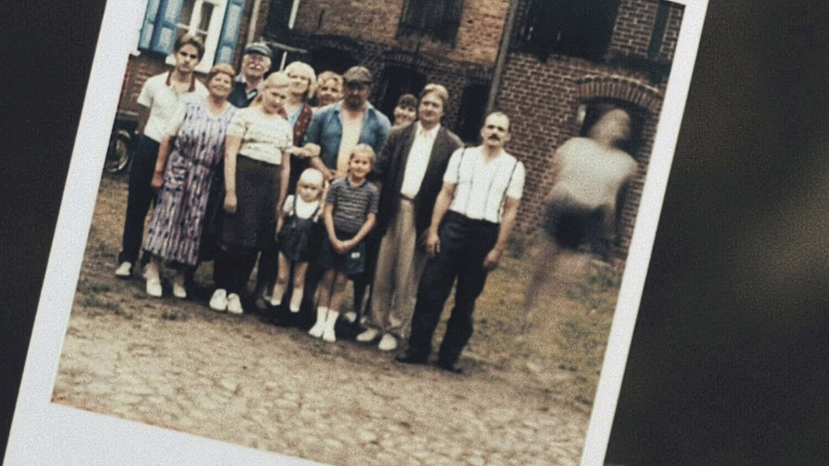 Кадр из фильма "Звук падения"