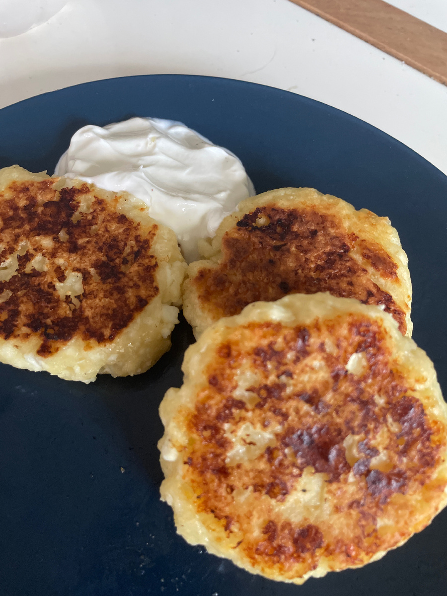 Сырничков?)))