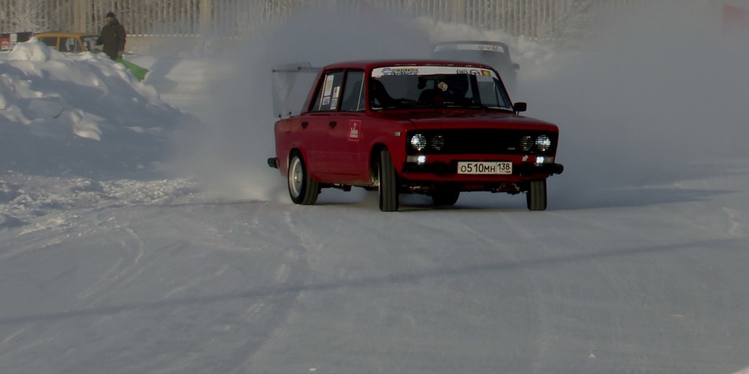 Морозный драйв: в Братске стартовал сезон зимнего дрифта