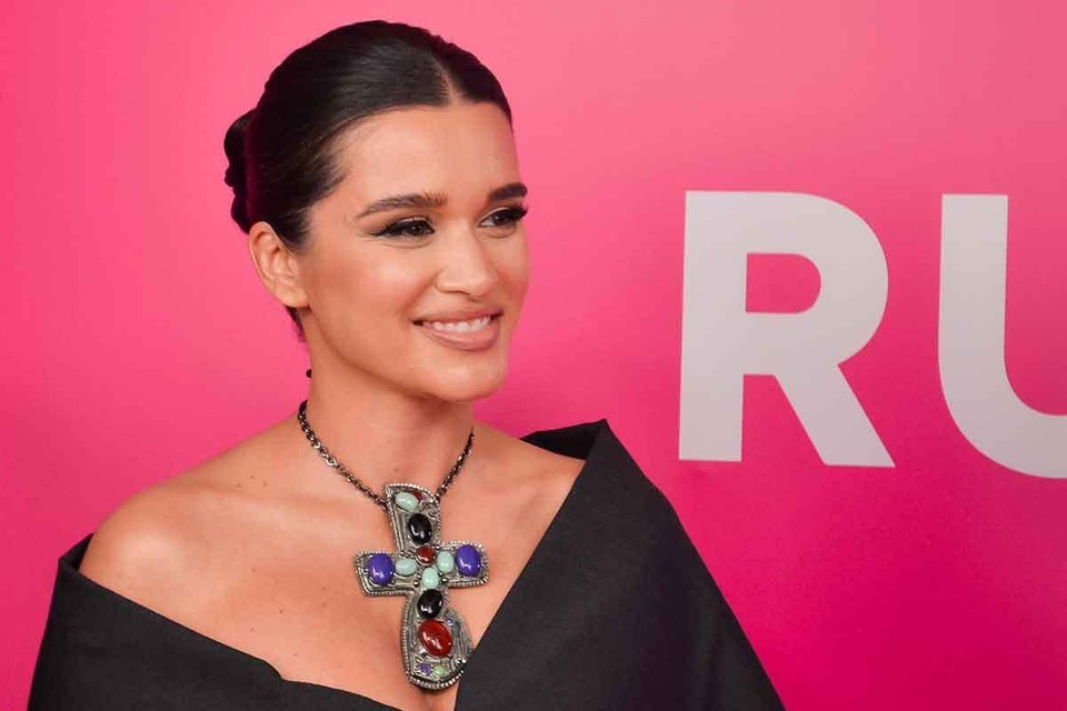    Телеведущая Ксения Бородина Даниил ОПАРИН