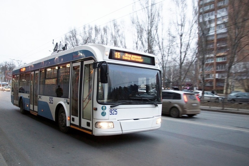    В Самаре с 6:00 20 января по 23:59 27 января будет ограничено движение общественного транспорта на участке улицы Мичурина возле пересечения с Челюскинцев. Светлана МАКОВЕЕВА