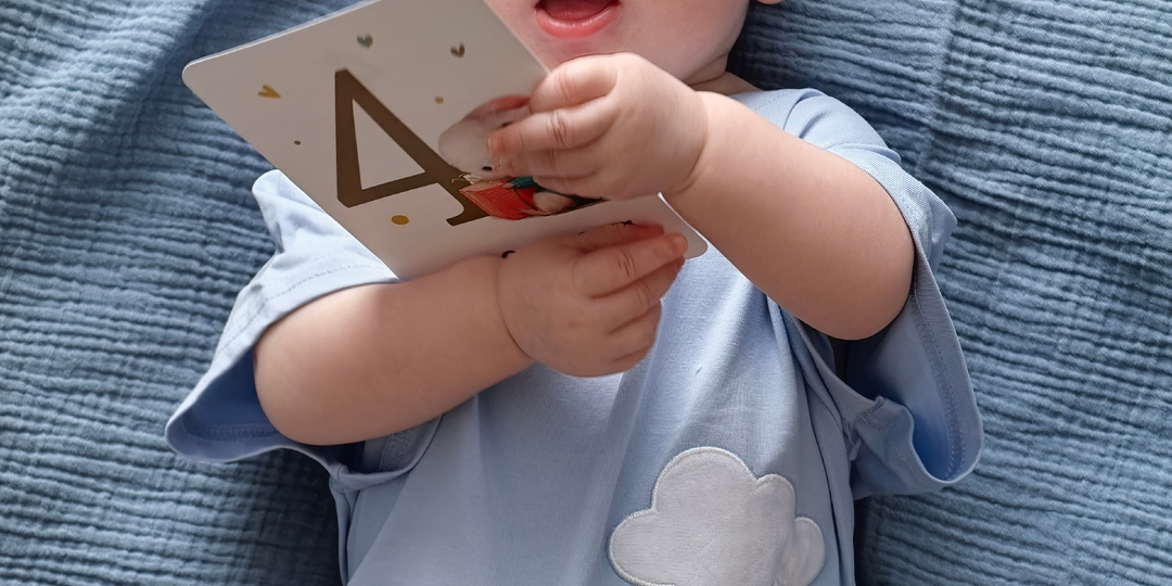 Что должен уметь ребенок в 4 месяца