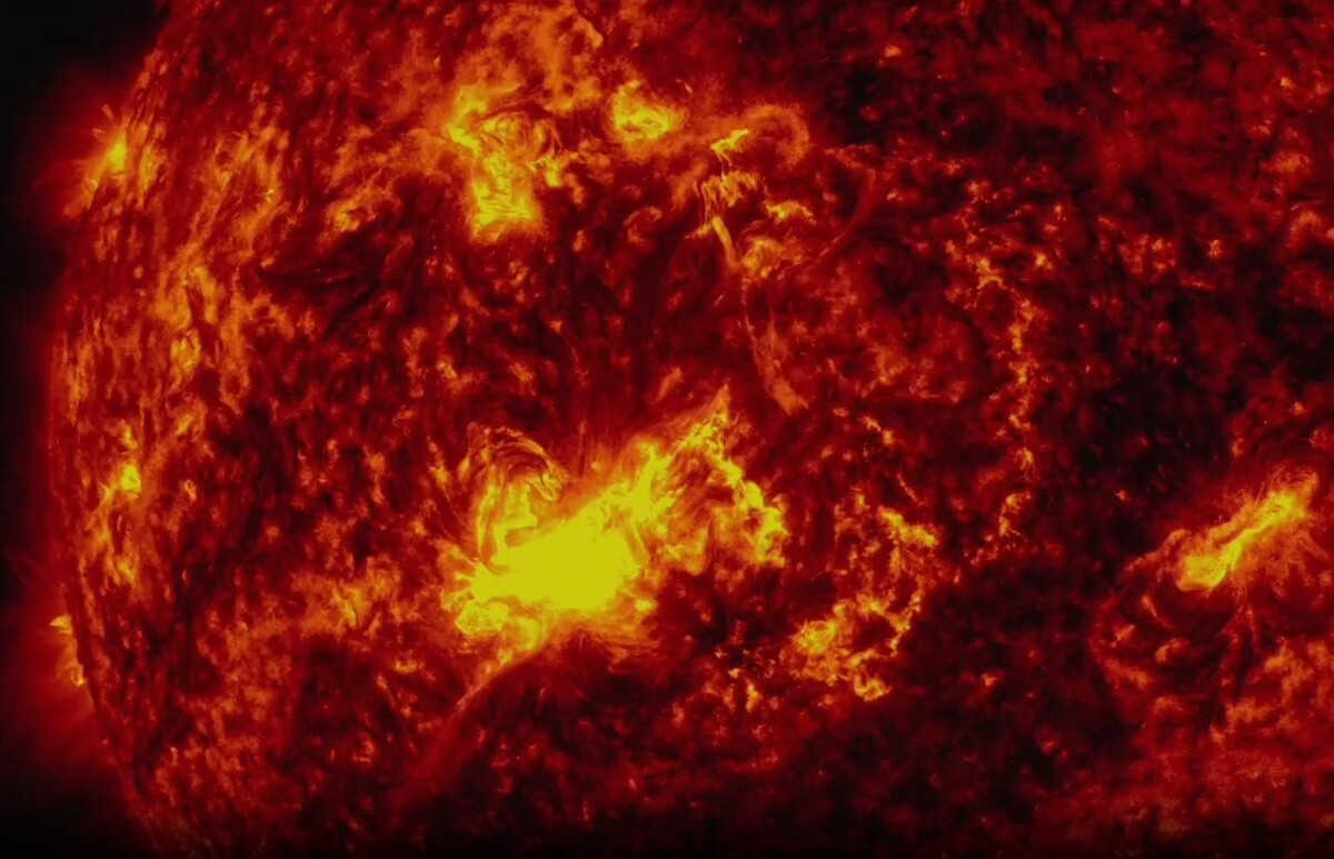     / Источник: Кадр из видео