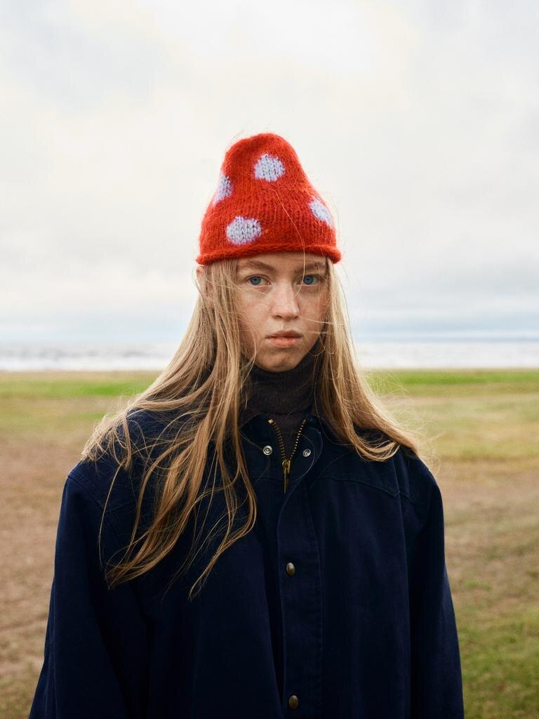  📷    Голову в тепле. 20 модных шапок и головных уборов на зиму (фото 2)