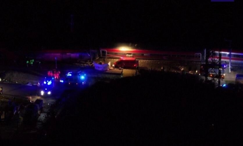    Место крушения поезда. Фото: кадр видео