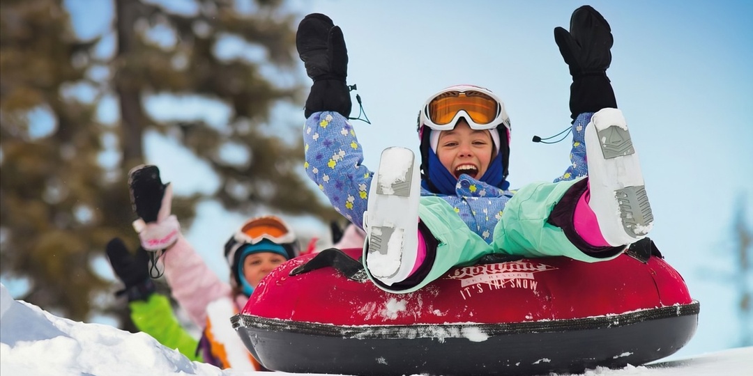 С начала 2026 года 16 подростков получили переломы при катании на тюбингах