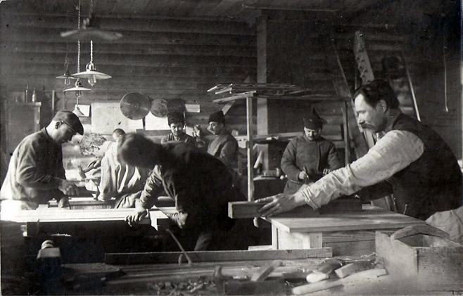 Артель плотников Фото из открытого доступа