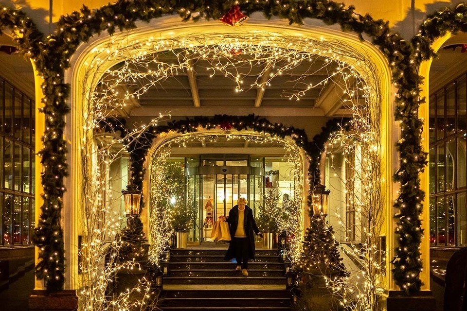    Но больше остальных денег расходовали иностранцы. Олег ЗОЛОТО