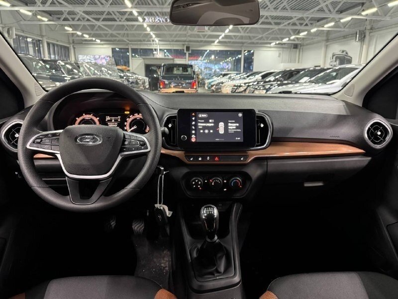 Lada Iskra. Источник иллюстрация - auto.ru