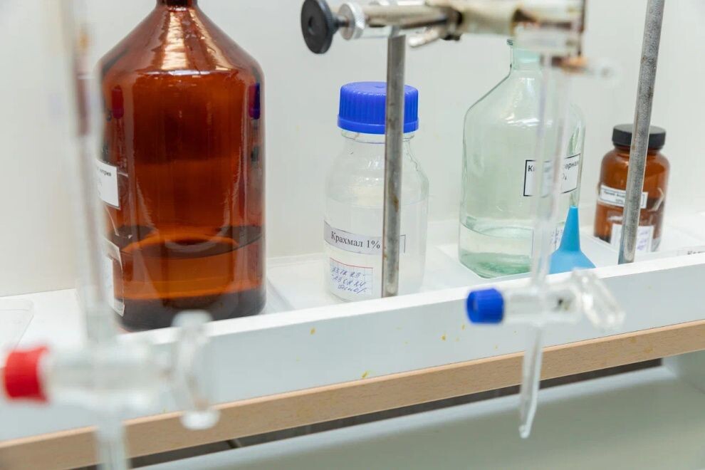    Более 200 тысяч исследований подтвердили качество воды в Петербурге в 2025 году