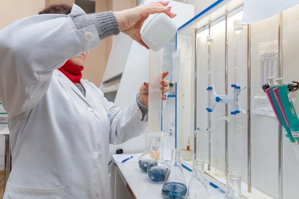    Более 200 тысяч исследований подтвердили качество воды в Петербурге в 2025 году