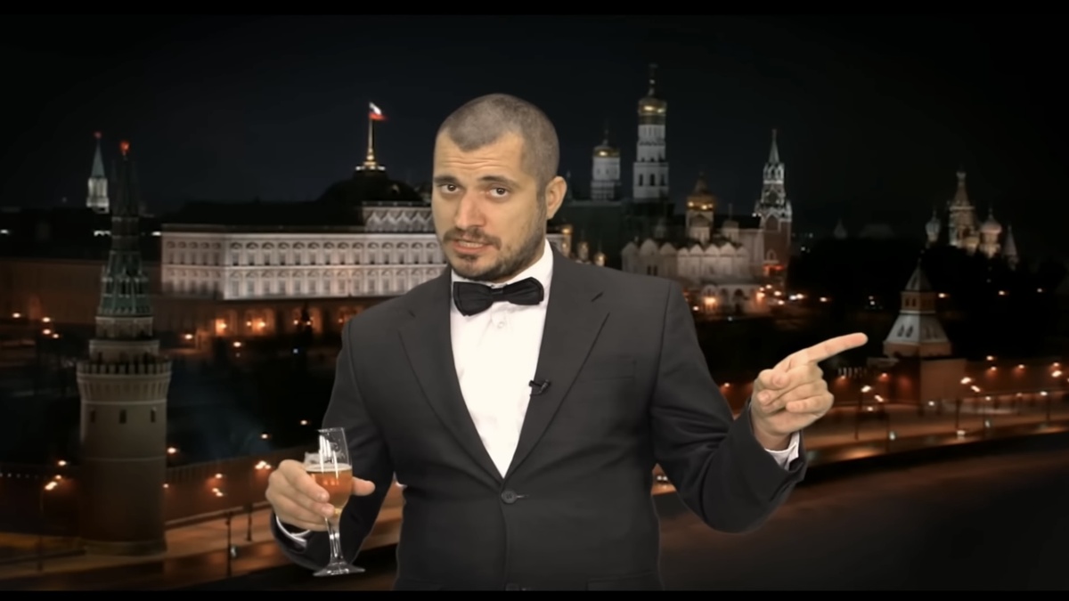 Фото: кадр из видео Паша Техник — Поздравление с Новым Годом