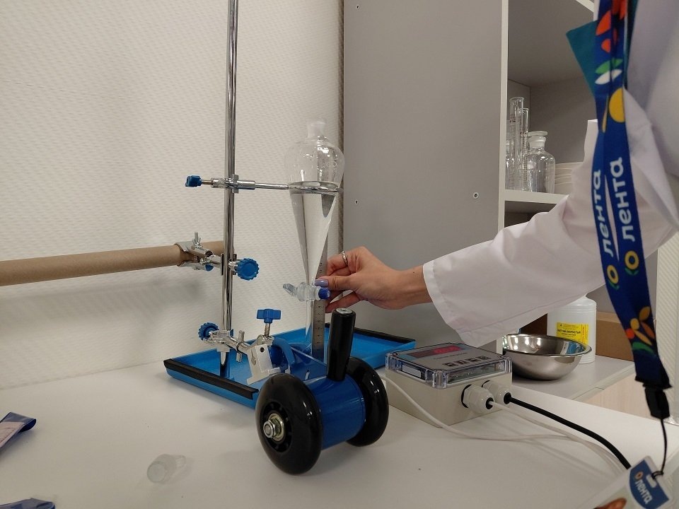 Внедрение машинного зрения перераспределит задачи специалистов по качеству, переложив рутинную проверку на ИИ и сфокусировав их усилия на аналитике, расследовании и развитии системы. Источник: пресс-служба компании