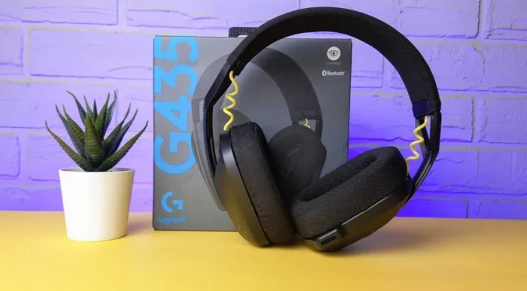 Наушники с микрофоном Logitech G435