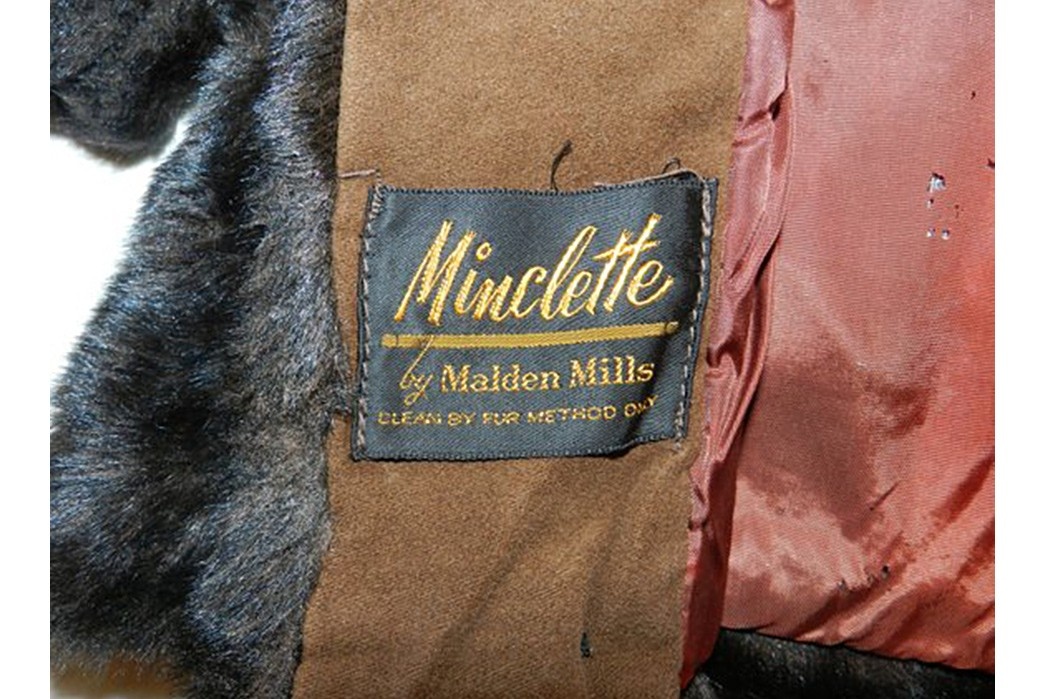 Меховая ткань с лейблом Malden Mills - историческим "родителем" флисовой ткани