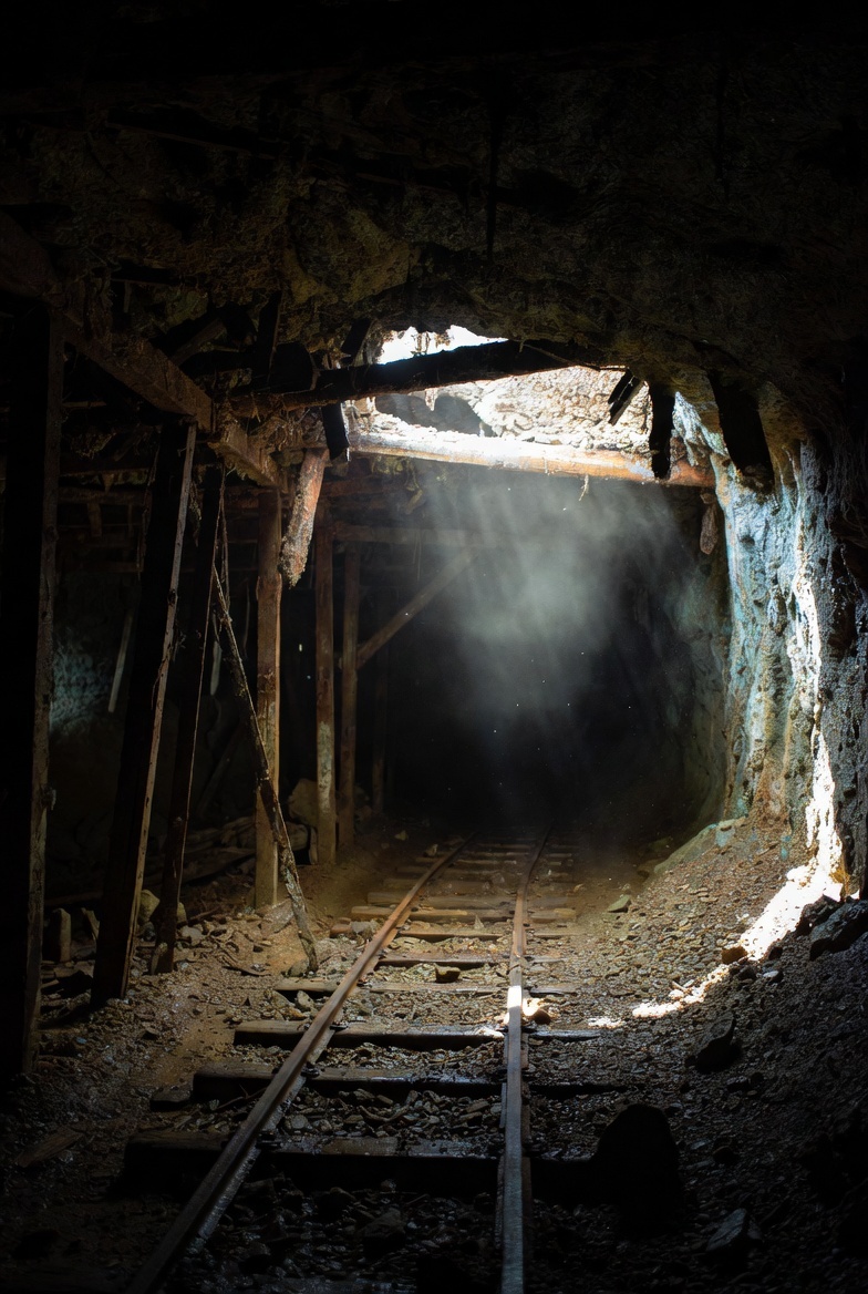 Заброшенная шахта