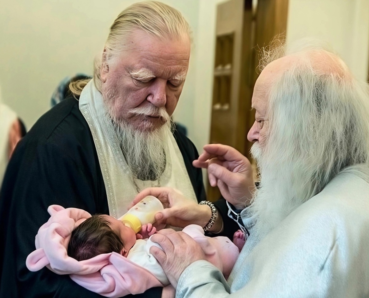 Димитрий Смирнов: «Семья — это главное дело человека. И все силы его должны быть направлены на вынашивание, рождение, вскармливание и воспитание детей...»