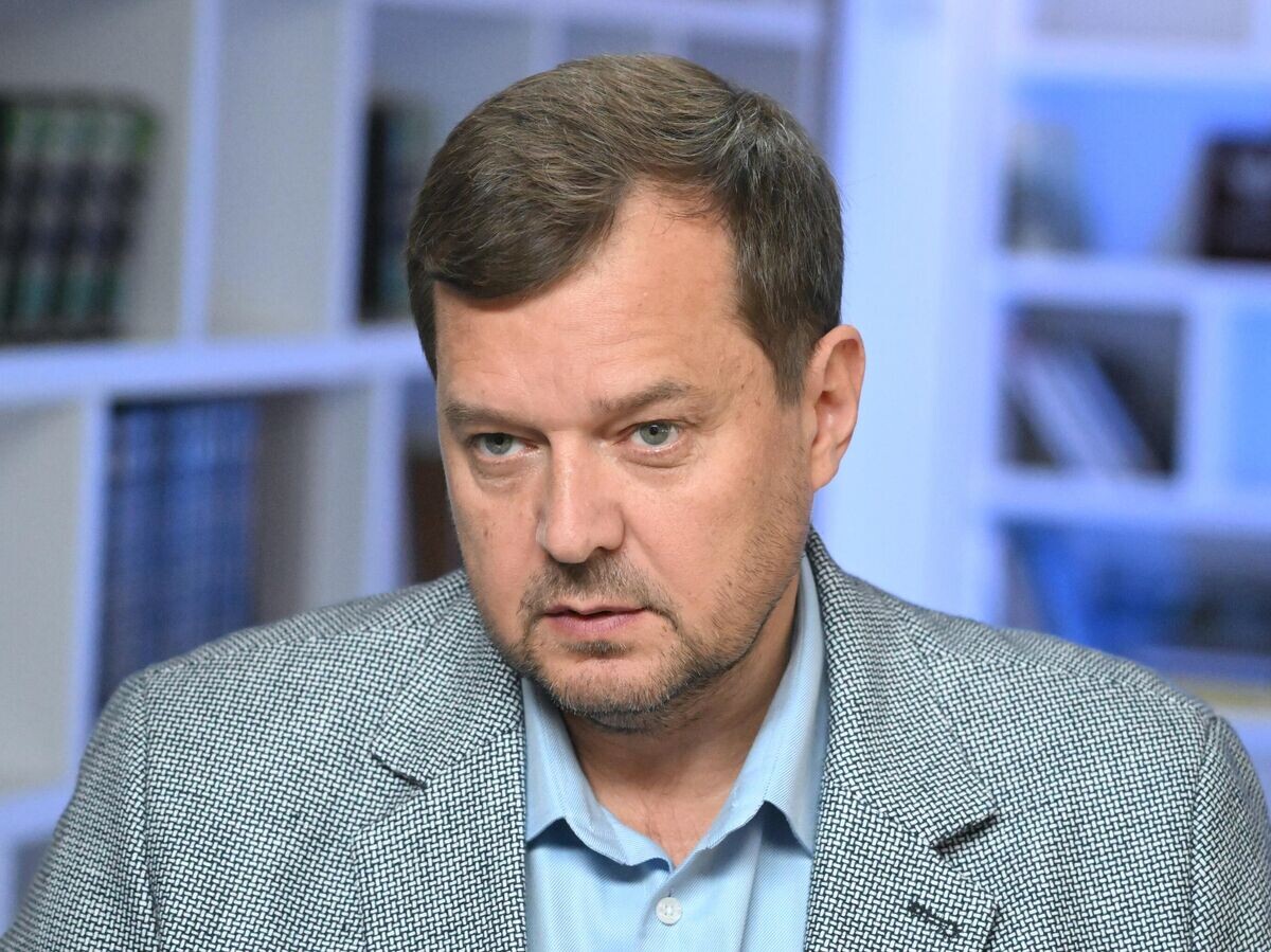    Временно исполняющий обязанности губернатора Запорожской области Евгений Балицкий во время интервью агентству РИА Новости© РИА Новости . Алексей Майшев