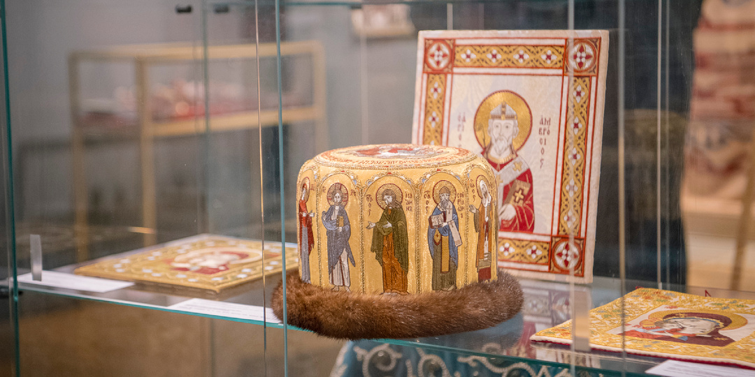 Как Русский Север связан с Парижем? Ответ на новой выставке «Великий Русский Северный путь»