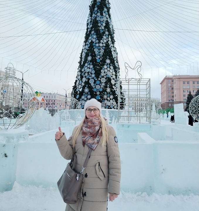 Праздничный Челябинск. Площадь Революции 