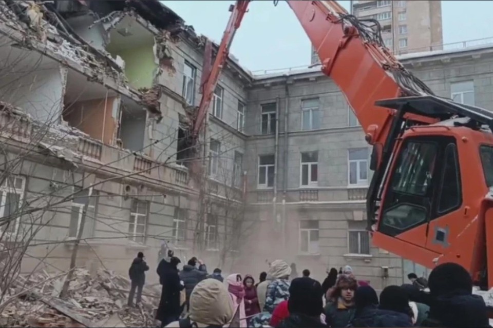    Активисты вышли на защиту ВНИИБ в начале января. Фото: t.me/sos_spb_snos