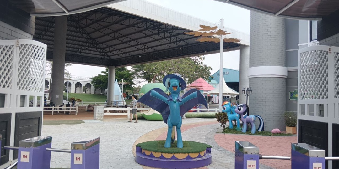 Катание на Пони в Паттайе