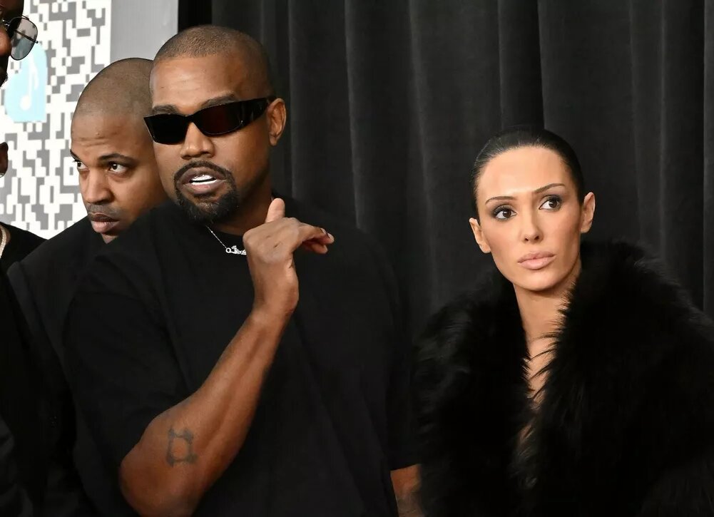    Бьянка Ценсори пошла по стопам мужа и занялась музыкой