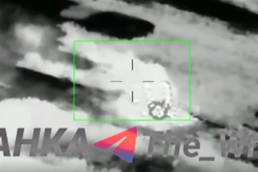 Горит автотрансформатор (а может и оба) 330 кВ