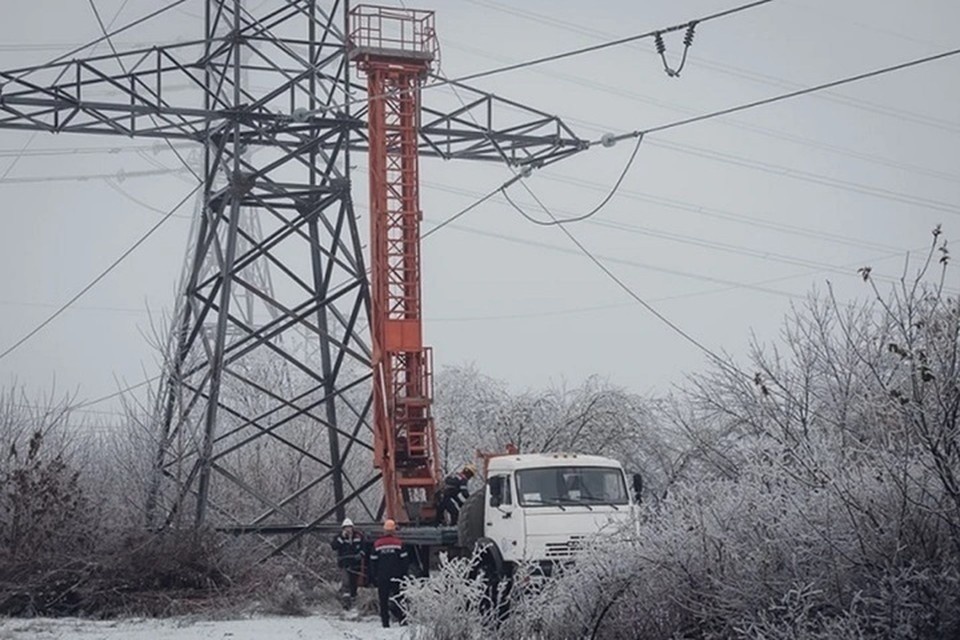    Из-за атак ВСУ на инфраструктуру в ДНР остаются без света 650 тысяч человек. Фото: Министерство угля и энергетики ДНР