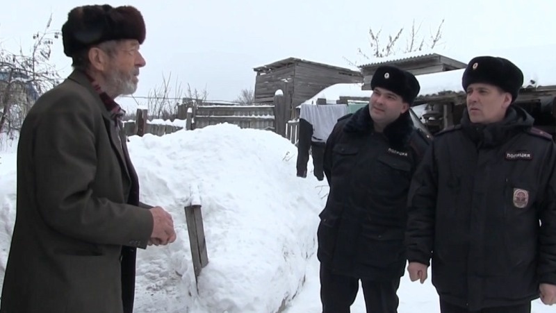 Саратовского пенсионера спасли после семи часов в снегу