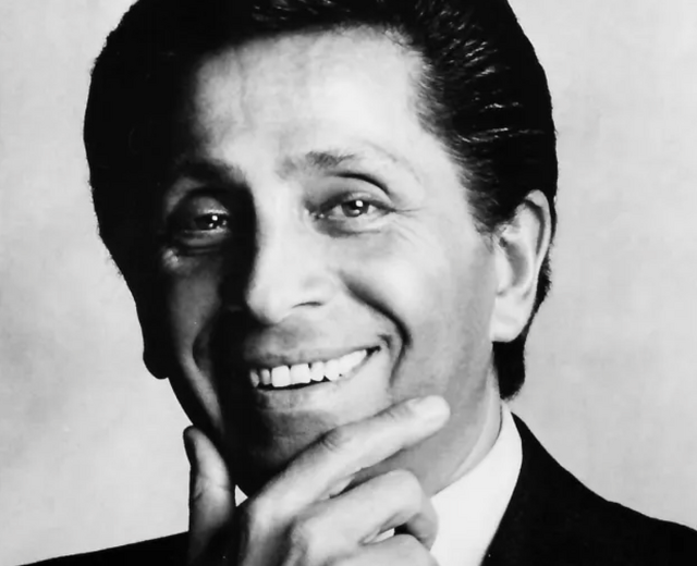 Умер основатель модного дома Valentino Валентино Гаравани