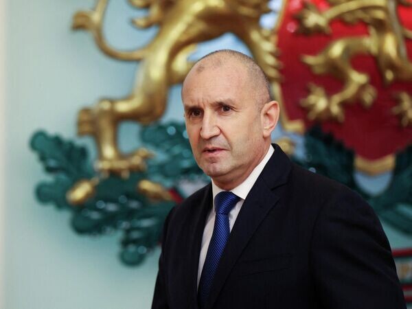 Президент Болгарии Радев во вторник подаст в отставку