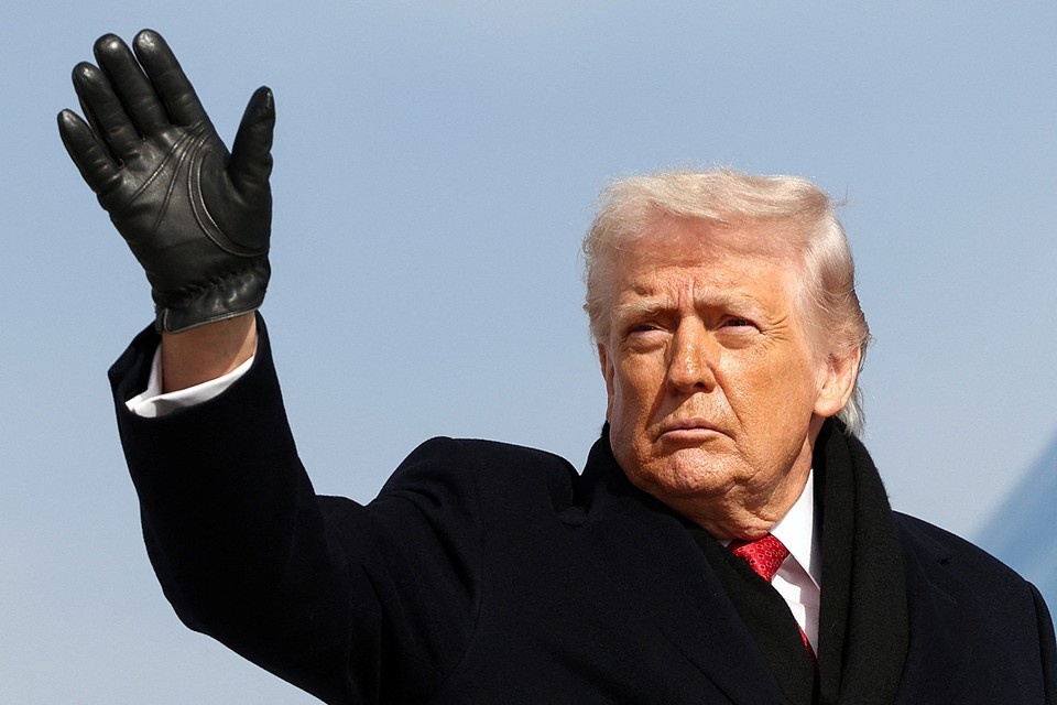    Трамп побоялся пускать попрошайку к миллиардам REUTERS