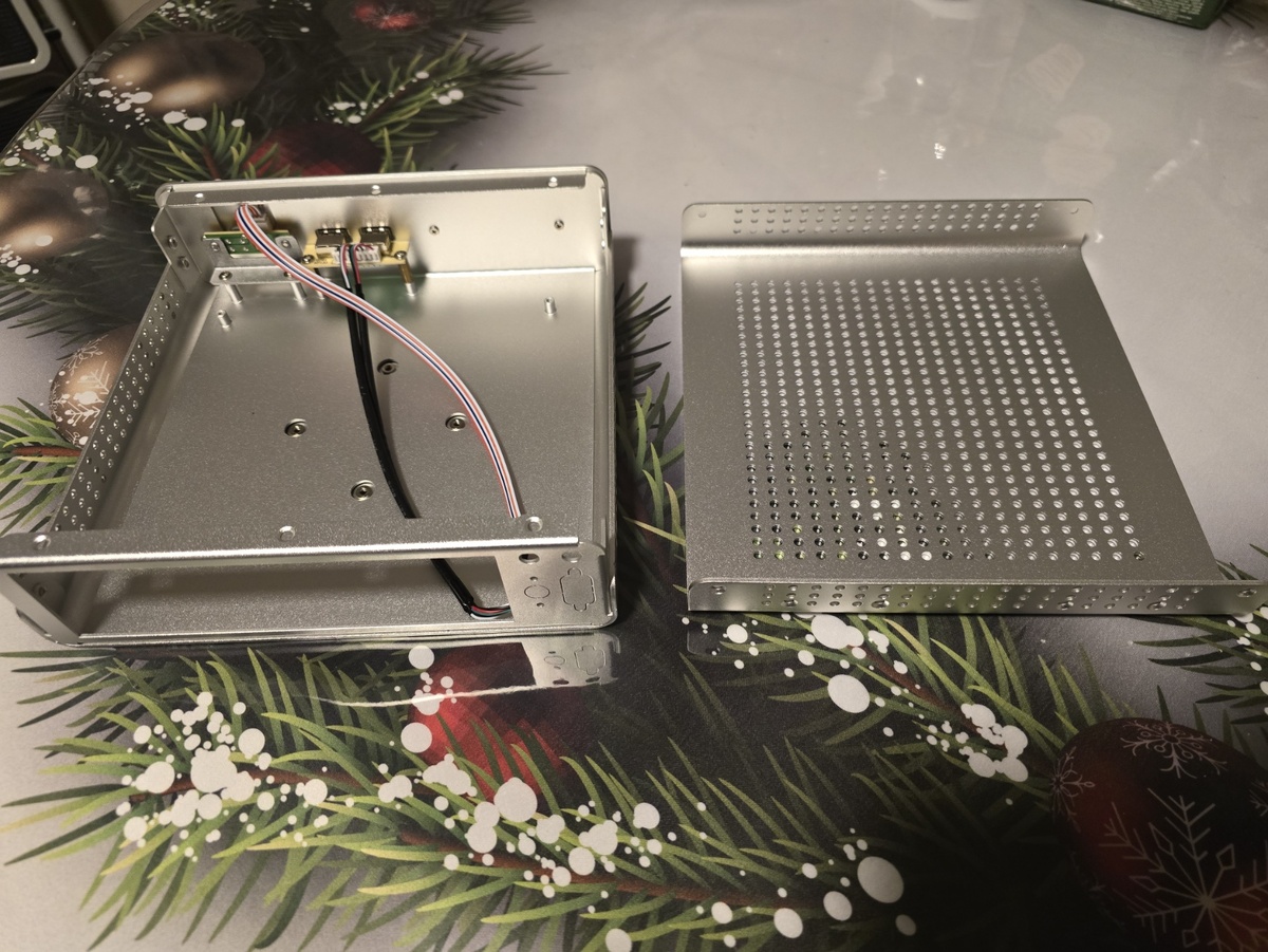 Корпус Cyber MINI ITX DC.