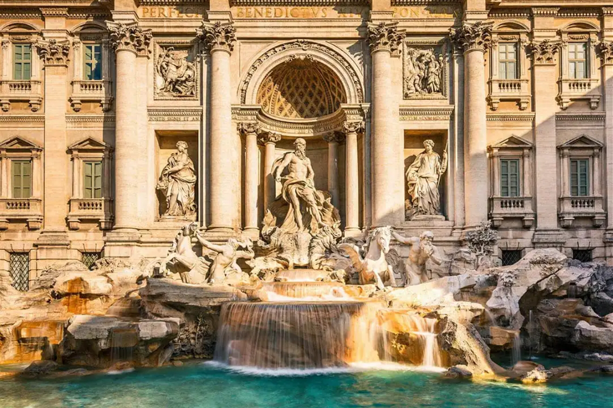 Фонтан Треви в Риме