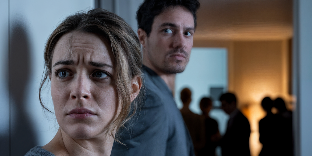 — Убираться после своих родственников сам будешь! — крикнула мужу Карина